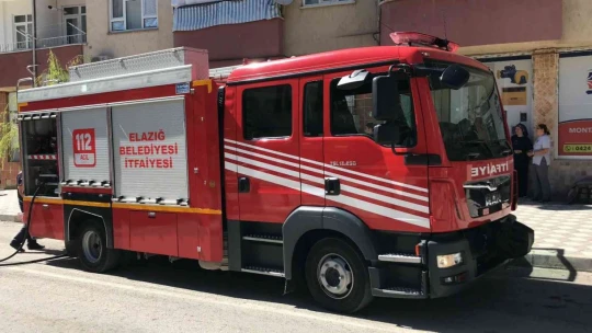 Elazığ'da ikametgah yangını