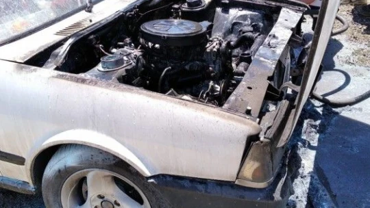 Elazığ'da iki ayrı araç yangını