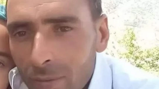 İnşattan düşen işçi hayatını kaybetti, çalışanlar sağlık ekiplerine saldırdı