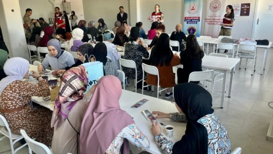 Elazığ'da jandarma ekipleri KADES'i anlattı