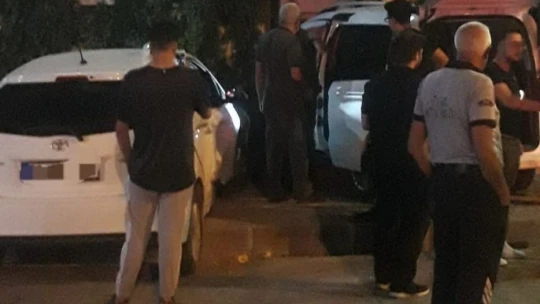 Elazığ'da kaza yapan otomobiller, ATM'ye daldı: 2 yaralı
