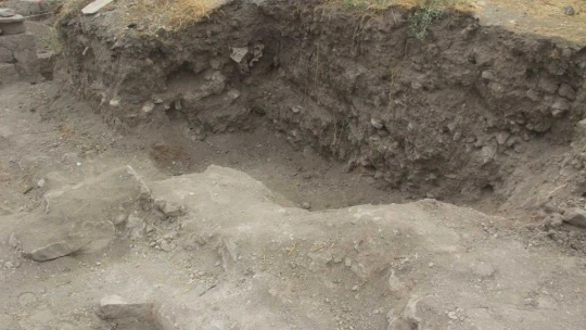 Elazığ'da kentsel dönüşüm kazısında Osmanlı dönemine ait tarihi kilise bulundu