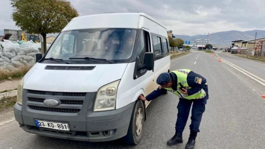 Elazığ'da kış lastiği denetimi gerçekleştirildi