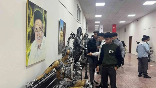 Elazığ'da lise öğrencileri FÜ'yü gezdi