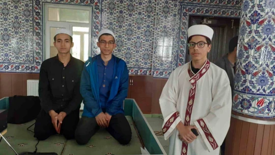 Elazığ'da Mihrap ve Minberde Gençler Var Projesi