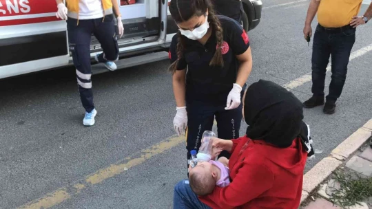 Elazığ'da minibüs ile otomobil çarpıştı: 2 yaralı