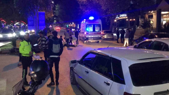 Elazığ'da motosiklet ile otomobil çarpıştı: 2 yaralı