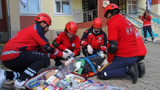 Elazığ'da okul zillerinin yerini siren zilleri aldı, kent geneli tatbikat yapıldı