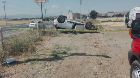 Elazığ'da otomobil takla attı: 1 ölü, 3 yaralı