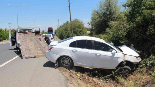Feci Kaza otomobil takla attı: 6 yaralı
