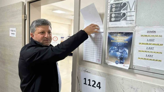 Elazığ'da oy kullanma işlemeleri başladı
