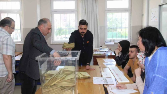 Elazığ'da oy kullanma işlemi sona erdi