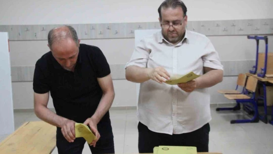 Elazığ'da oy kullanma işlemi sona erdi