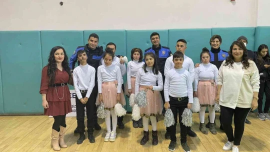 Elazığ'da özel çocuklar etkinlikte bir araya geldi