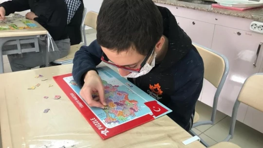 Elazığ'da özel çocuklar hayata tekrar kazandırılıyor