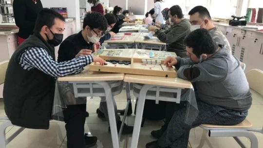 Elazığ'da özel çocuklar hayata tekrar kazandırılıyor