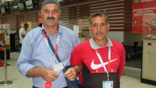 Elazığ'da pandeminin ardından ilk hacı kafilesi yola çıktı