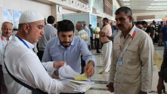 Elazığ'da pandeminin ardından ilk hacı kafilesi yola çıktı