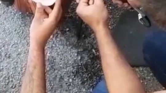Elazığ'da parmağa sıkışan yüzüğü itfaiye ekipleri çıkardı