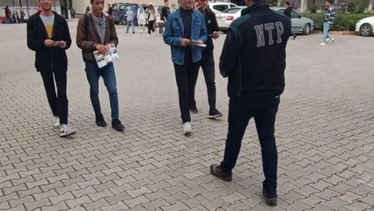 Elazığ'da polis, üniversite öğrencilerini bilgilendirdi
