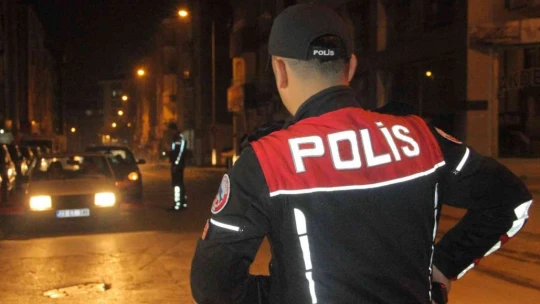 Elazığ'da polisten 'Dar Bölge' uygulaması