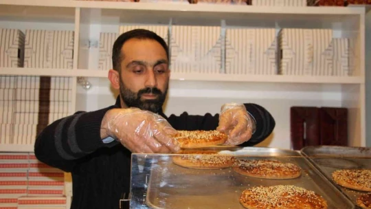 Elazığ'da Ramazan ayının vazgeçilmez lezzeti: 'Nohut Ekmeği'