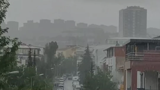 Elazığ'da sağanak etkili oldu