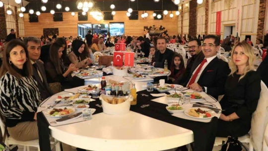 Elazığ'da sağlıkçılar için motivasyon gecesi