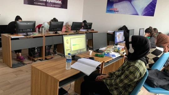 Elazığ'da semt kütüphanelerine yoğun ilgi