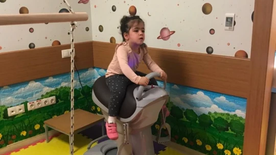Elazığ'da Serabral Palsi hastası çocuklar 'Duyu bütünleme terapi odasında' tedavi ediliyor