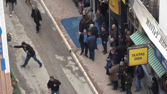Elazığ'da silahlı kavgada ortalık savaş alanına döndü: 1 yaralı