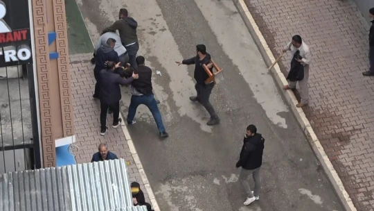 Elazığ'da silahlı kavgada ortalık savaş alanına döndü: 1 yaralı