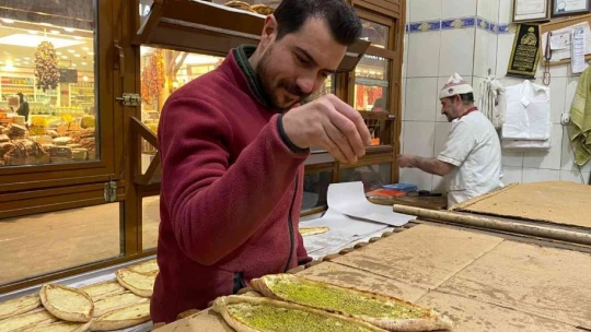 Elazığ'da sofraların vazgeçilmez lezzeti 'Peynirli Ekmek'