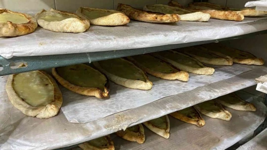 Elazığ'da sofraların vazgeçilmez lezzeti 'Peynirli Ekmek'