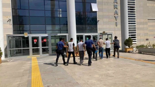 Elazığ'da suç makinesi 4 zanlı, çaldıkları malzemelerle yakalandı
