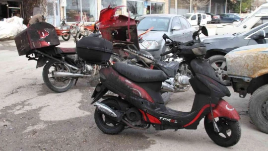Elazığ'da tamir dükkanında yangın: 400 bin liralık motosikletler kül oldu
