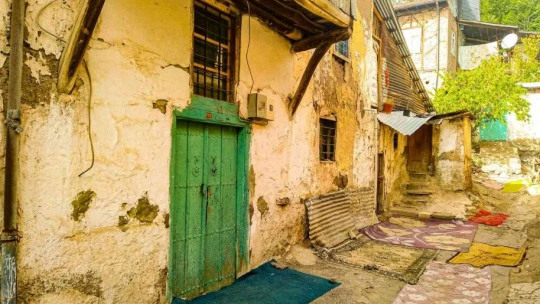 Elazığ'da tarihi konaklar sonbahar renklerine büründü