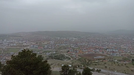 Elazığ'da toz taşınımı etkili oldu