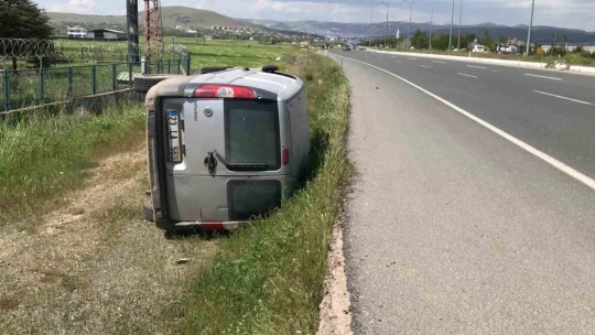 Elazığ'da trafik kazası: 1'i ağır 3 yaralı