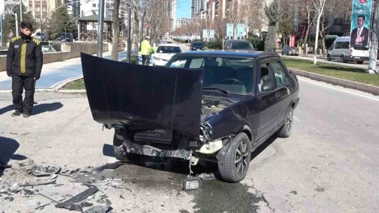 Elazığ'da trafik kazası: 1 yaralı