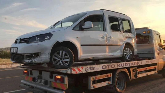 Elazığ'da Feci kaza: 10 yaralı
