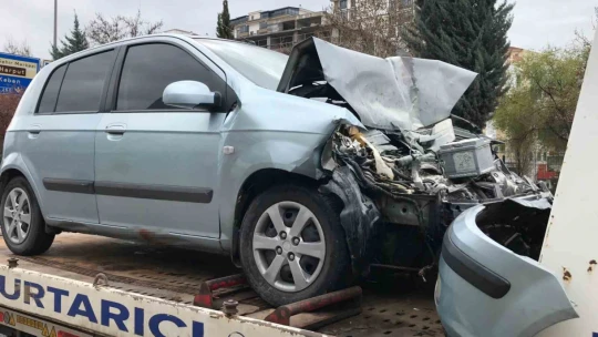 Elazığ'da trafik kazası: 2 yaralı