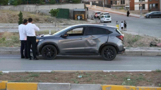 Elazığ'da trafik kazası: 3 yaralı