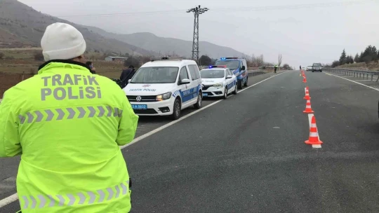 Elazığ'da trafik kazası: 4'ü çocuk 7 yaralı