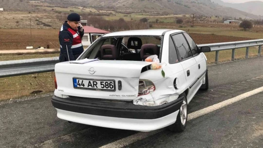 Elazığ'da trafik kazası: 4'ü çocuk 7 yaralı