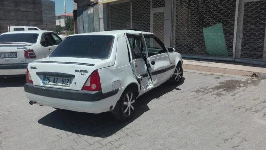 Elazığ'da trafik kazası: 4 yaralı
