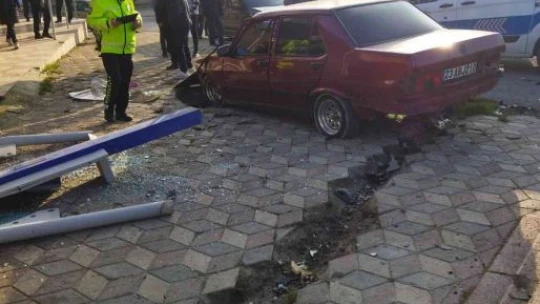 Elazığ'da trafik kazası:2 yaralı