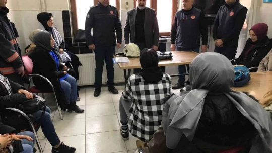 Elazığ'da üniversite öğrencilerine yönelik yangın eğitimi ve tatbikatı