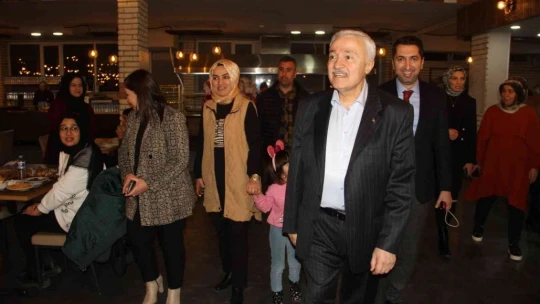 Elazığ'da üniversiteli öğrenciler yöresel yemeklerle buluştu