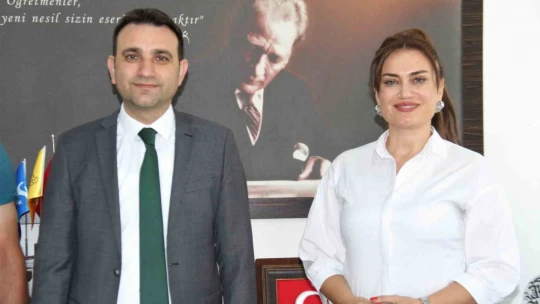 Elazığ'da üretilen boyalar, depremde hasar gören okulları renklendiriyor